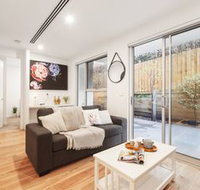 Iris Apartments by Ready Set Host - Tourism Cairns