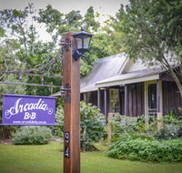 Arcadia Bed  Breakfast  Cottages - Tourism Cairns