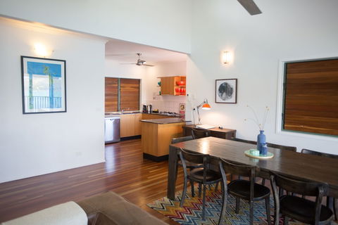 Casuarina 13 On Hamilton Island - Tourism Cairns 2