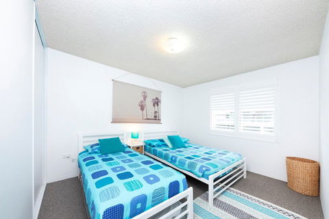 Hibiscus Court Unit 4 - Tourism Cairns 1
