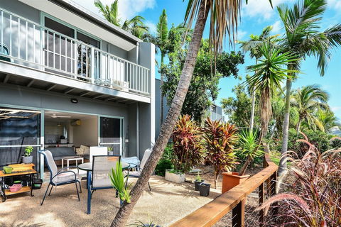 Sunset Waters Apartments - Tourism Cairns 0