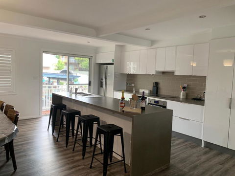 Beach & Bay Holiday House - Tourism Cairns 5