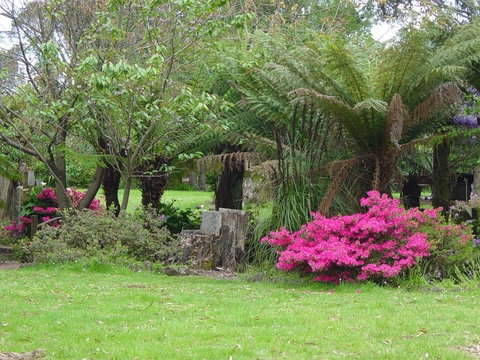 North East Rest Awhile Bed & Breakfast - Tourism Cairns 2