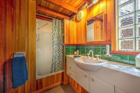 Sheoak On The Bay - Tourism Cairns 1