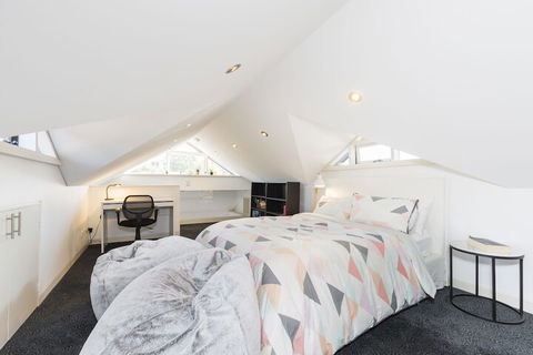 Coogee Luxury Home With Salt Water Pool & Parking - Tourism Cairns 5