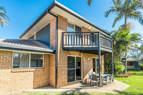 Bayside Court Apartments - Tourism Cairns 4
