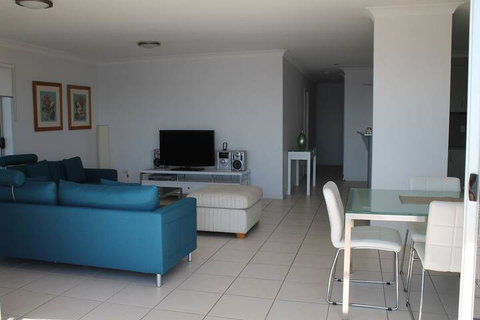 Regent Place Apartments - Tourism Cairns 5