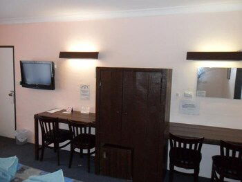 El Mexicali Motel - Tourism Cairns 6