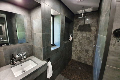 Under The Vines - Tourism Cairns 4