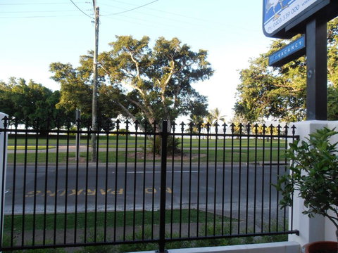 Floriana Villas - Tourism Cairns 3