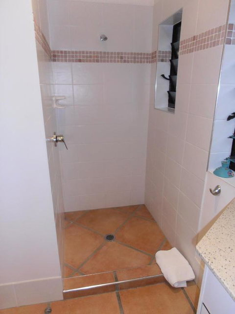 Floriana Villas - Tourism Cairns 4