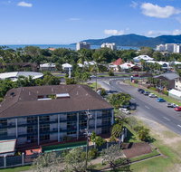 Cairns Holiday Lodge - Tourism Cairns