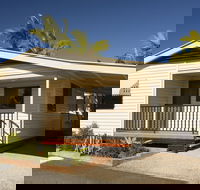 Brisbane Holiday Village - Tourism Cairns
