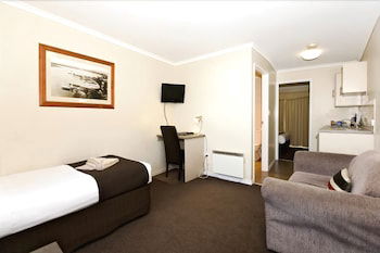 Central City Motor Inn - Tourism Cairns 5