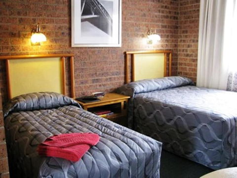 Wayfarer Motel - Tourism Cairns 6