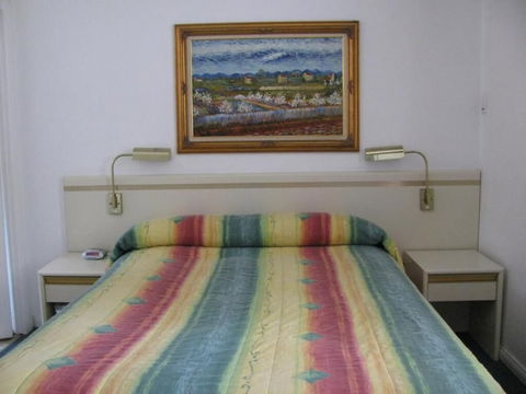 Wayfarer Motel - Tourism Cairns 5