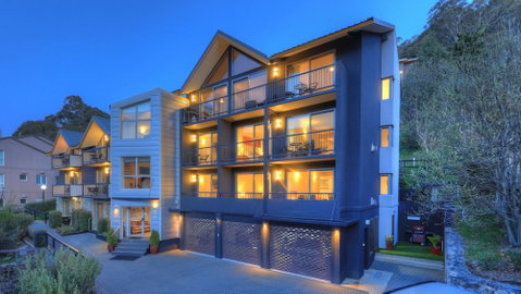 Snowgoose Apartments - Tourism Cairns 0