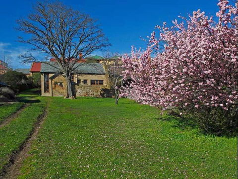 Waverley Cottages - Tourism Cairns 4