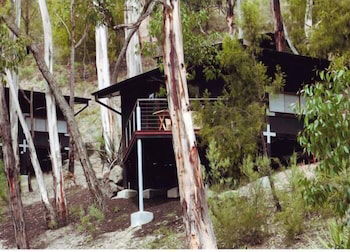 Qdos Arts - Tourism Cairns 0