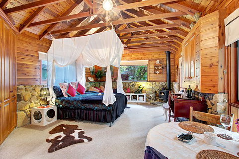 Forget Me Not Cottages - Tourism Cairns 7
