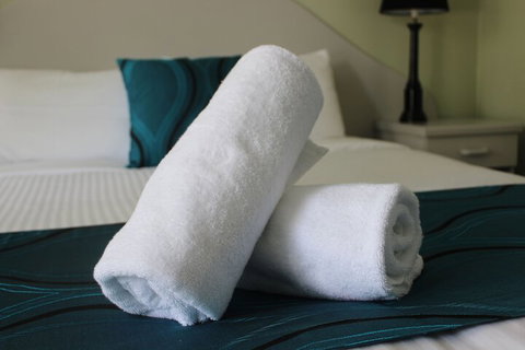 High Mountains Motor Inn - Tourism Cairns 5