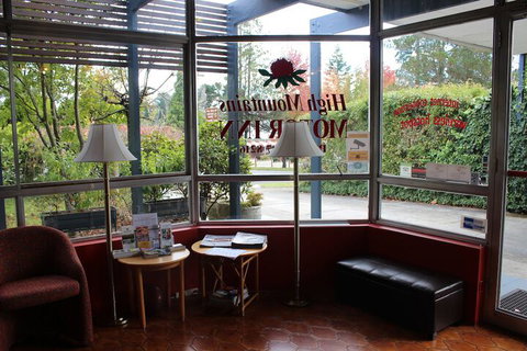 High Mountains Motor Inn - Tourism Cairns 3