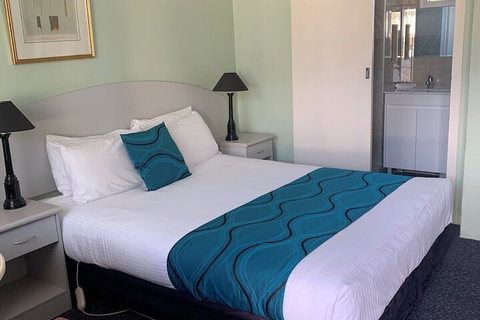 High Mountains Motor Inn - Tourism Cairns 7