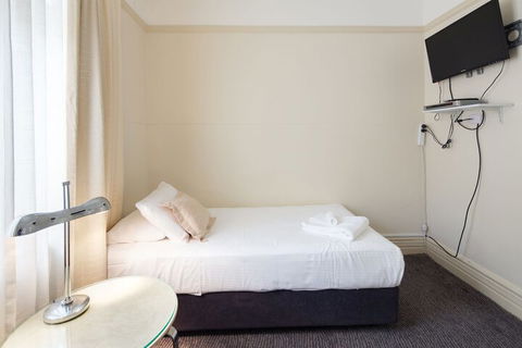 Neutral Bay Lodge - Tourism Cairns 5