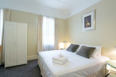 Neutral Bay Lodge - Tourism Cairns 3