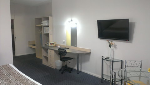 Lindy Lodge Motel - Tourism Cairns 2