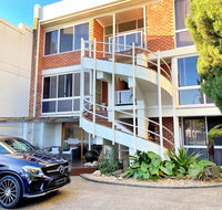 Bay Breeze Boutique Accommodation - Tourism Cairns