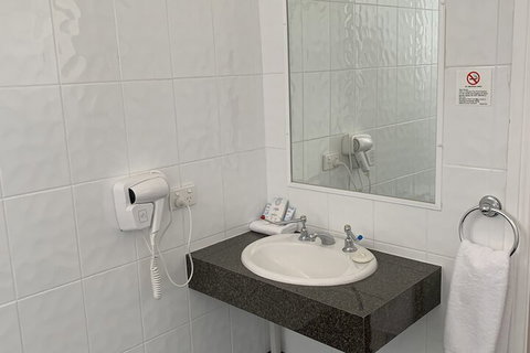 Ashton Motel - Tourism Cairns 7