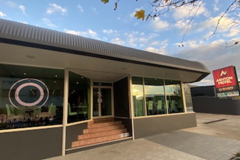 Ashton Motel - Tourism Cairns 0