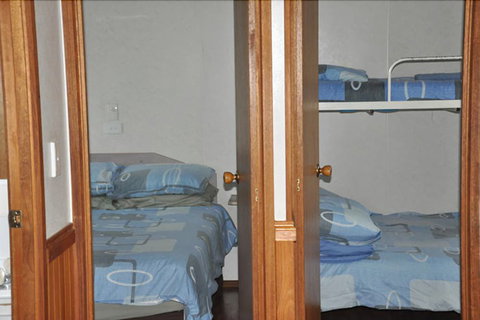 Western KI Caravan Park - Tourism Cairns 6