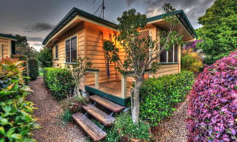 At Remingtons Private Cottages & Lodge - Tourism Cairns 1