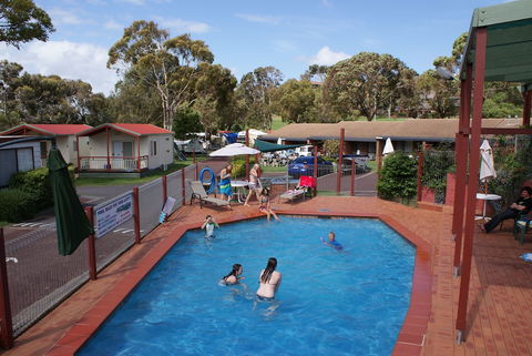 Warrnambool Motel And Holiday Park - Tourism Cairns 1