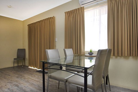 Gale Street Motel And Villas - Tourism Cairns 6