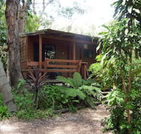 Samurai Beach Bungalows Port Stephens YHA - Tourism Cairns