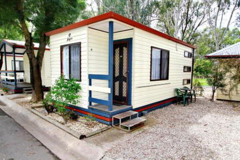 Wangaratta Caravan Park - Tourism Cairns 0