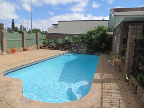 Cattleman's Rest Motor Inn - Tourism Cairns 4