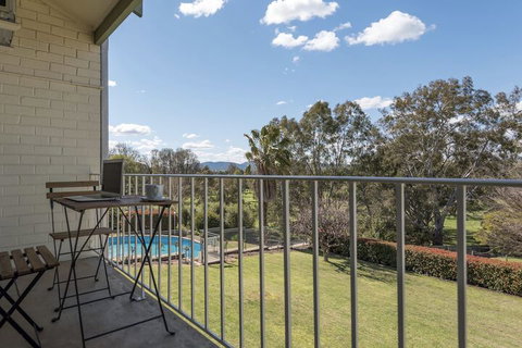 Harriet House Tumut - Tourism Cairns 5