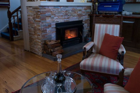 Northern Arts Hotel - Tourism Cairns 2