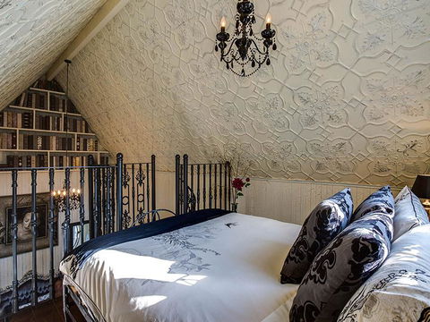 Silverleaf Cottage - Tourism Cairns 4