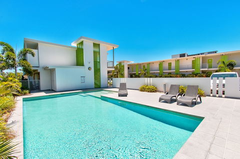 Mackay Oceanside Central Hotel - Tourism Cairns 1