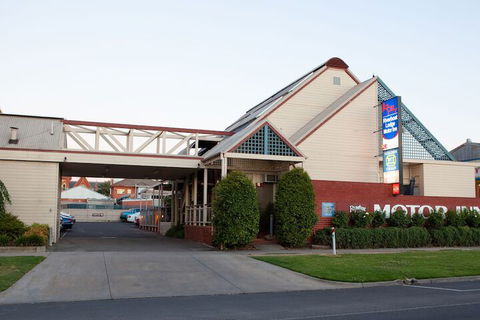 MAS Country Riverboat Lodge Motor Inn - Tourism Cairns 1