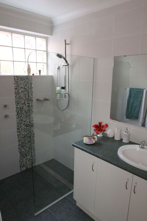 Falls Retreat B & B - Tourism Cairns 4