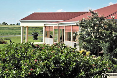 Pittsworth Motor Inn - Tourism Cairns 3