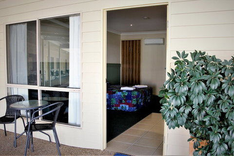 Pittsworth Motor Inn - Tourism Cairns 2