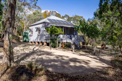 Cypress Ridge Cottages - Tourism Cairns 0