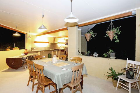 Wallaby Ridge Retreat - Tourism Cairns 7